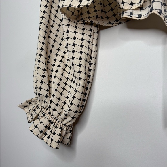 Papaya Black and Cream Checkered Blouse - Picture 4 of 9